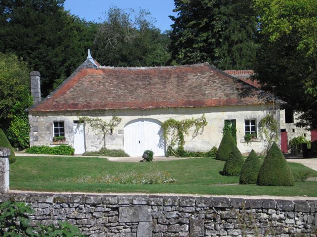 Chambres d'Hôtes Le Château de la Plante Thuré Extérieur photo